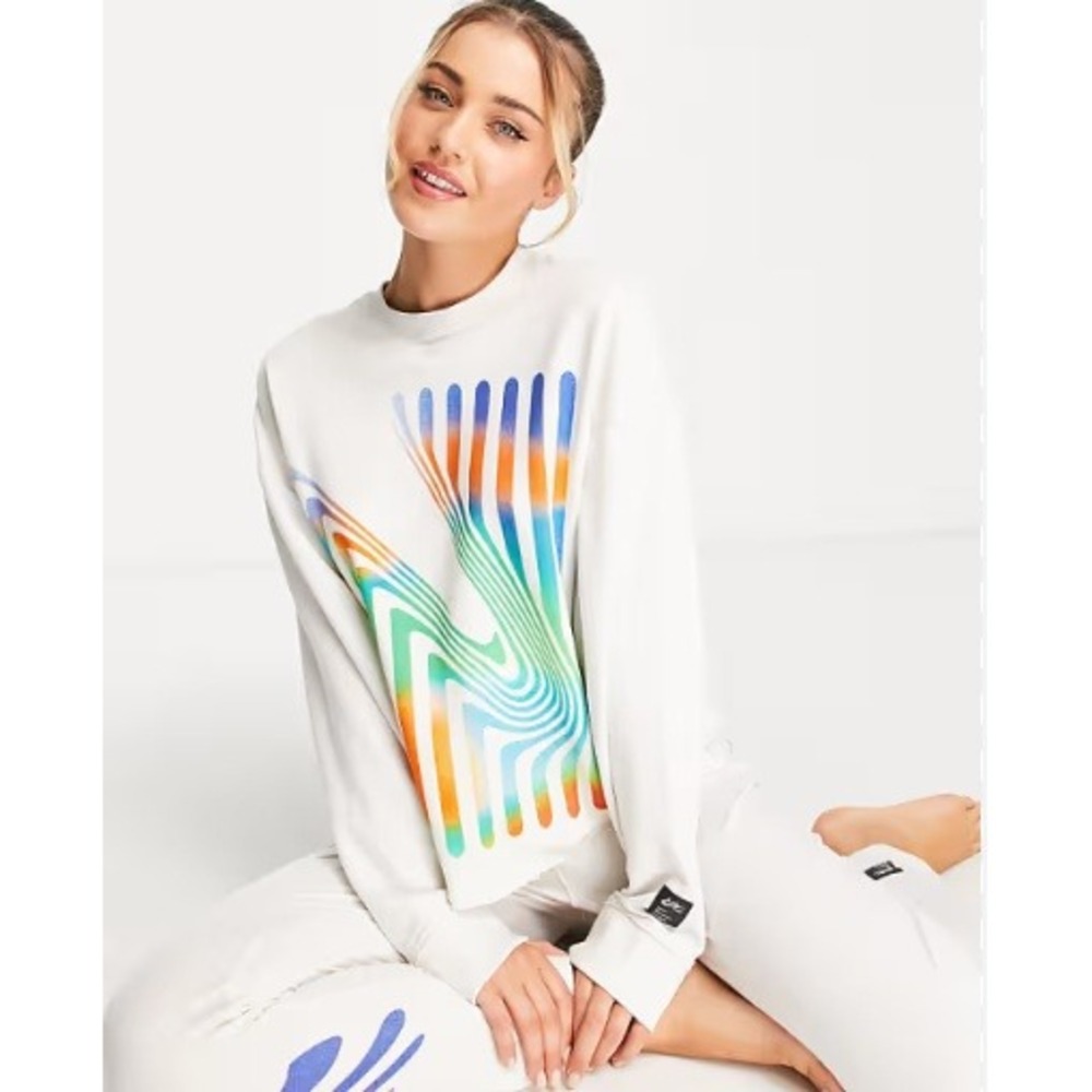 Nike Yoga Robbie Simon A.I.R. Crew Neck Sweatshirt Womens XL Cream Rainbow‎